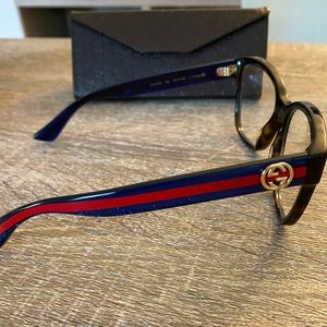 Gucci glasses